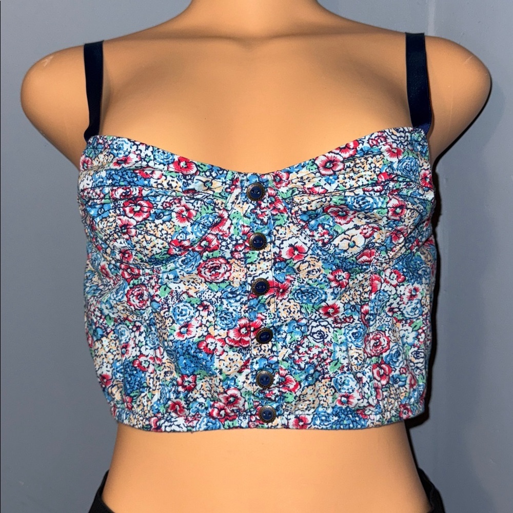 I Love H81 Floral Print Button-Up Crop Top - Size Large